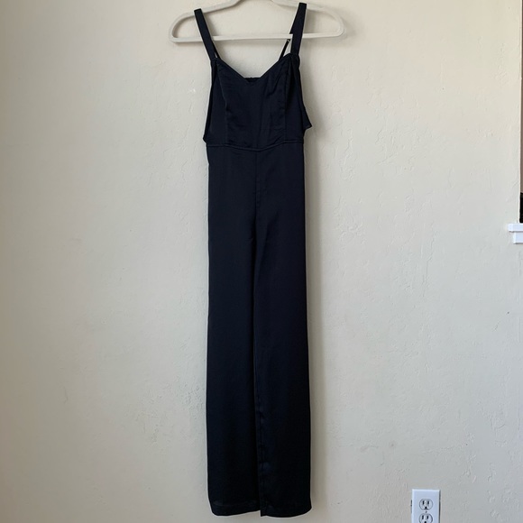Abercrombie & Fitch Satin Tie Jumpsuit - Picture 2 of 5